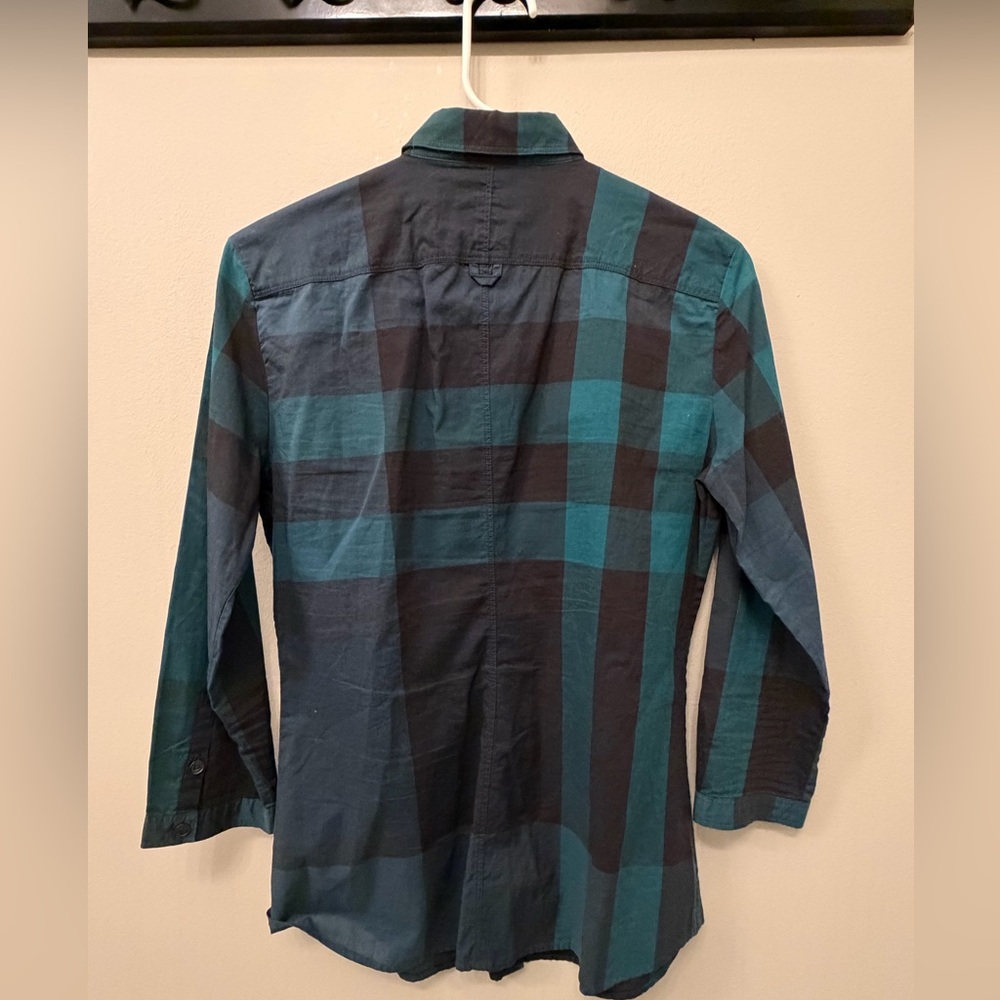 🔥Final Price-No Offers ✅ Burberry Brit Women’s Plaid Button Front Shirt Top S - Picture 7 of 12